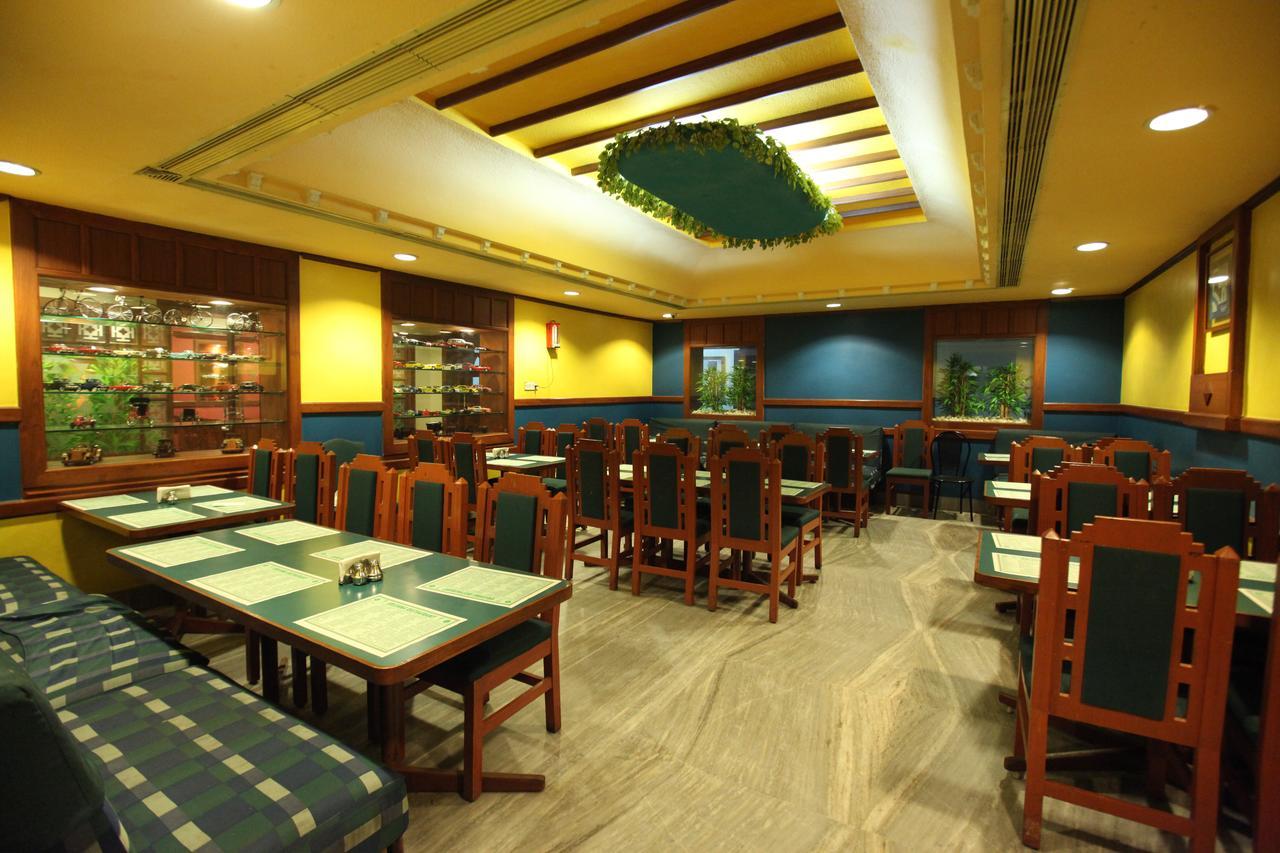 New Woodlands Hotel Ченнаї Екстер'єр фото