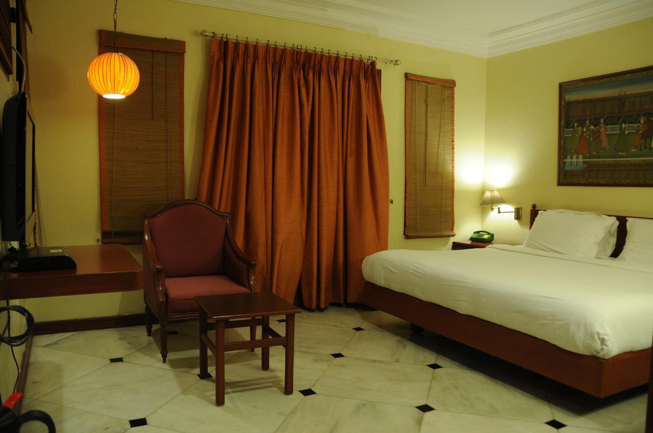 New Woodlands Hotel Ченнаї Екстер'єр фото